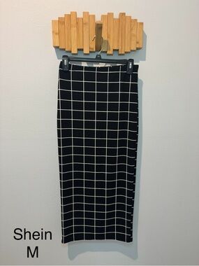 SHEIN Black & White Grid Midi Pencil Skirt